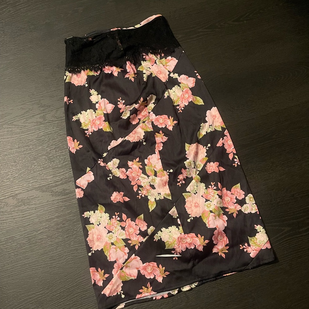 For Love & Lemons Floral Black & Pink Midi Skirt - SIZE: XXS